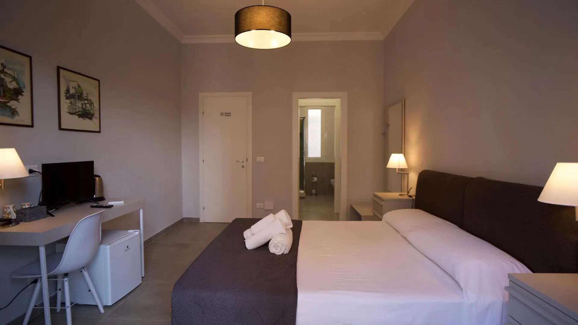 Donna Franca Rooms&Suite Palermo 0*,  Italia